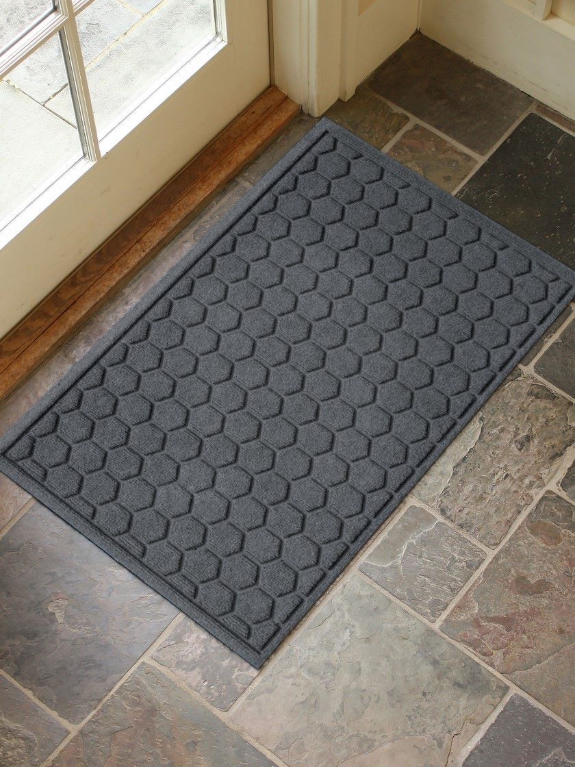 Honeycomb Water Glutton Welcome Mat, 23