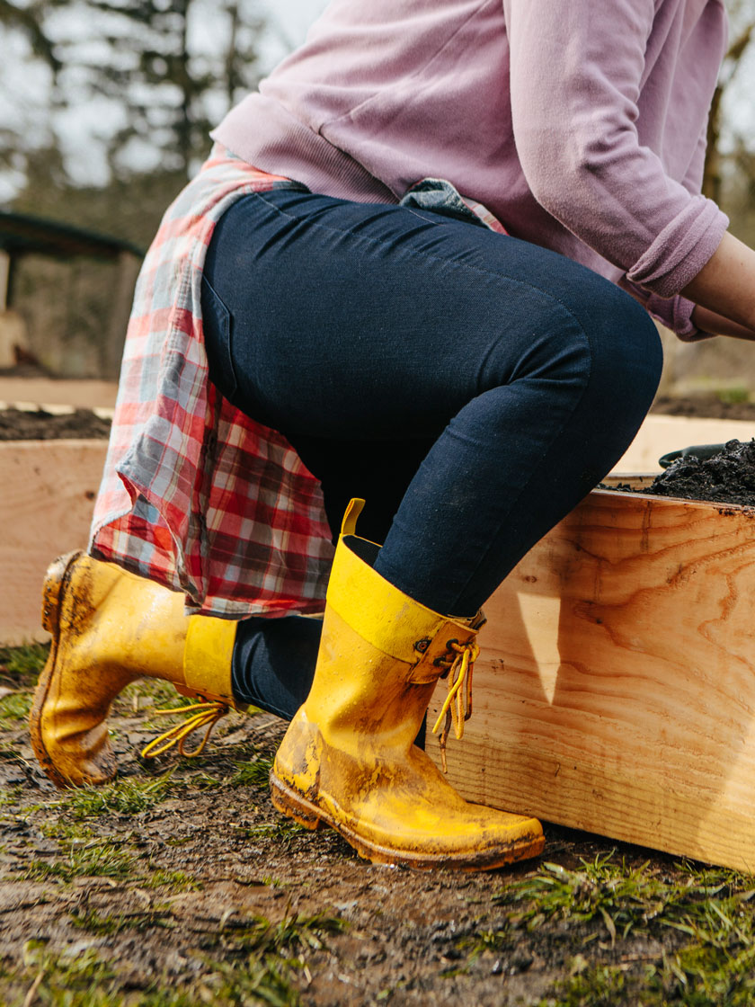 Women's Bogs Mid Height Flora 2 Eye Boots | Gardener's Supply